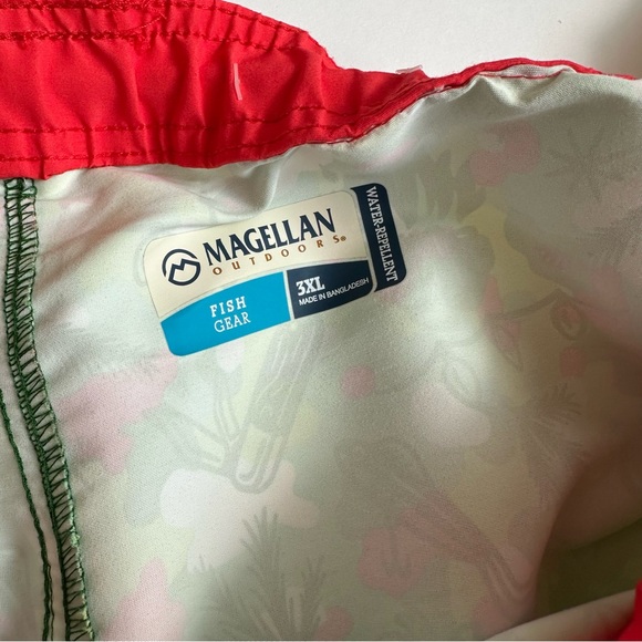 Magellan Outdoors Men’s FishGear Fishing Shorts Christmas Holiday Pattern 3XL - Picture 8 of 10